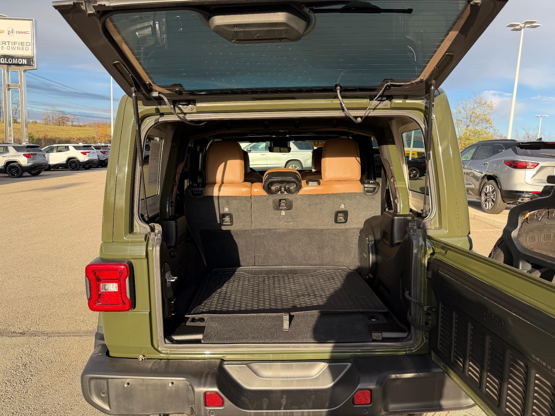 2020 Jeep Wrangler Unlimited Sahara