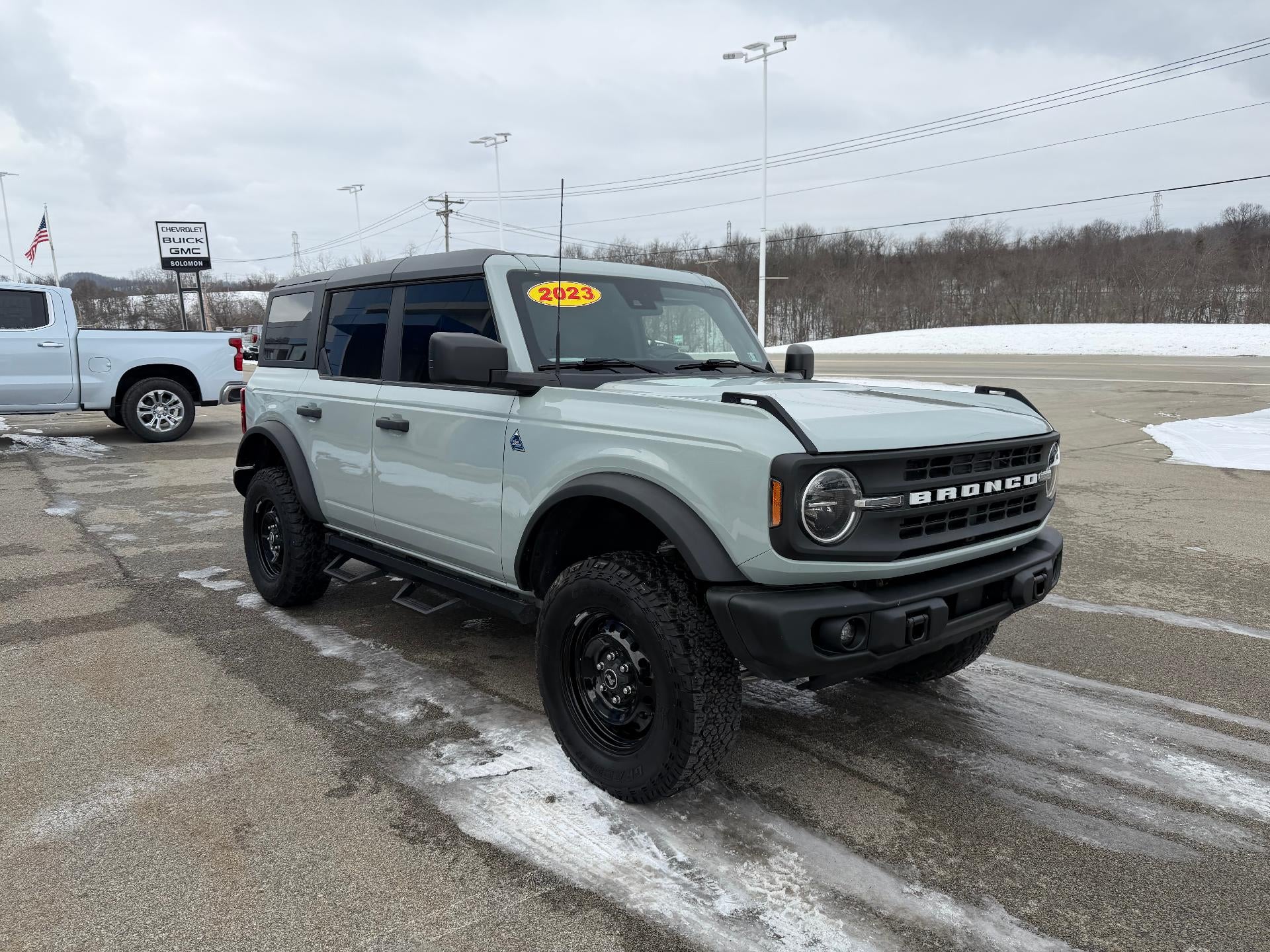 2023 Ford Bronco Base