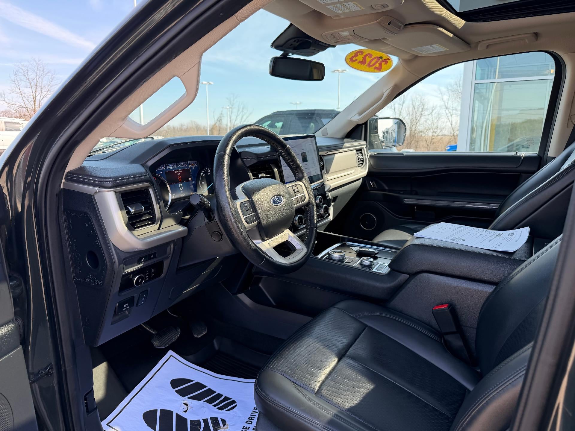 2023 Ford Expedition XLT MAX