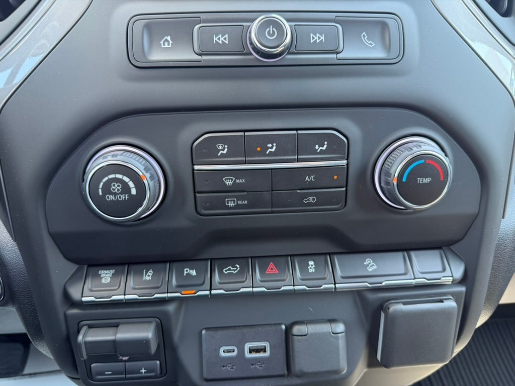 2025 Chevrolet Silverado 2500 HD Custom