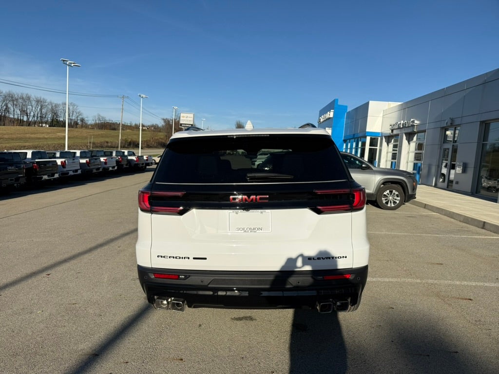 2026 GMC Acadia Elevation