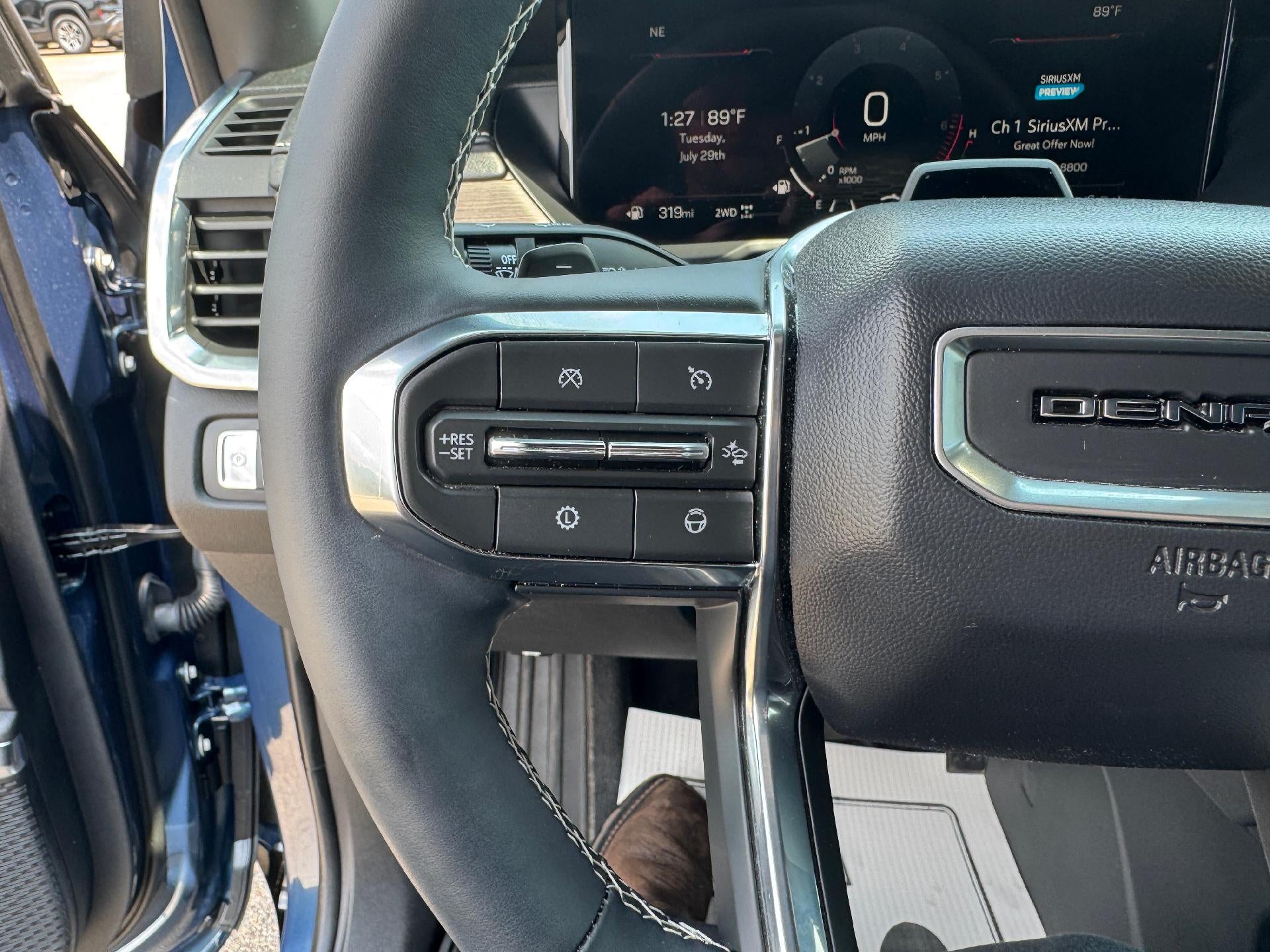 2025 GMC Acadia Denali