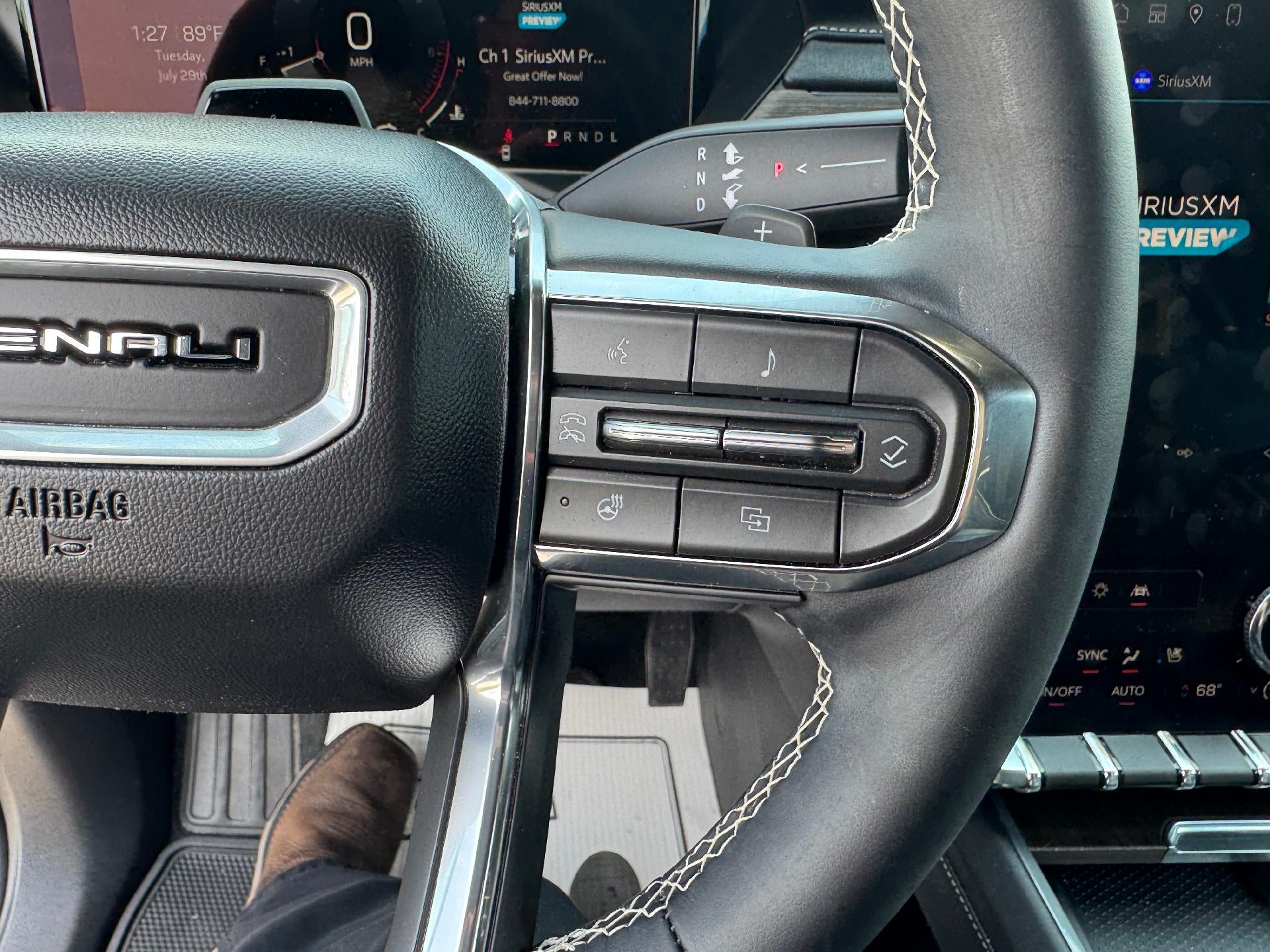 2025 GMC Acadia Denali