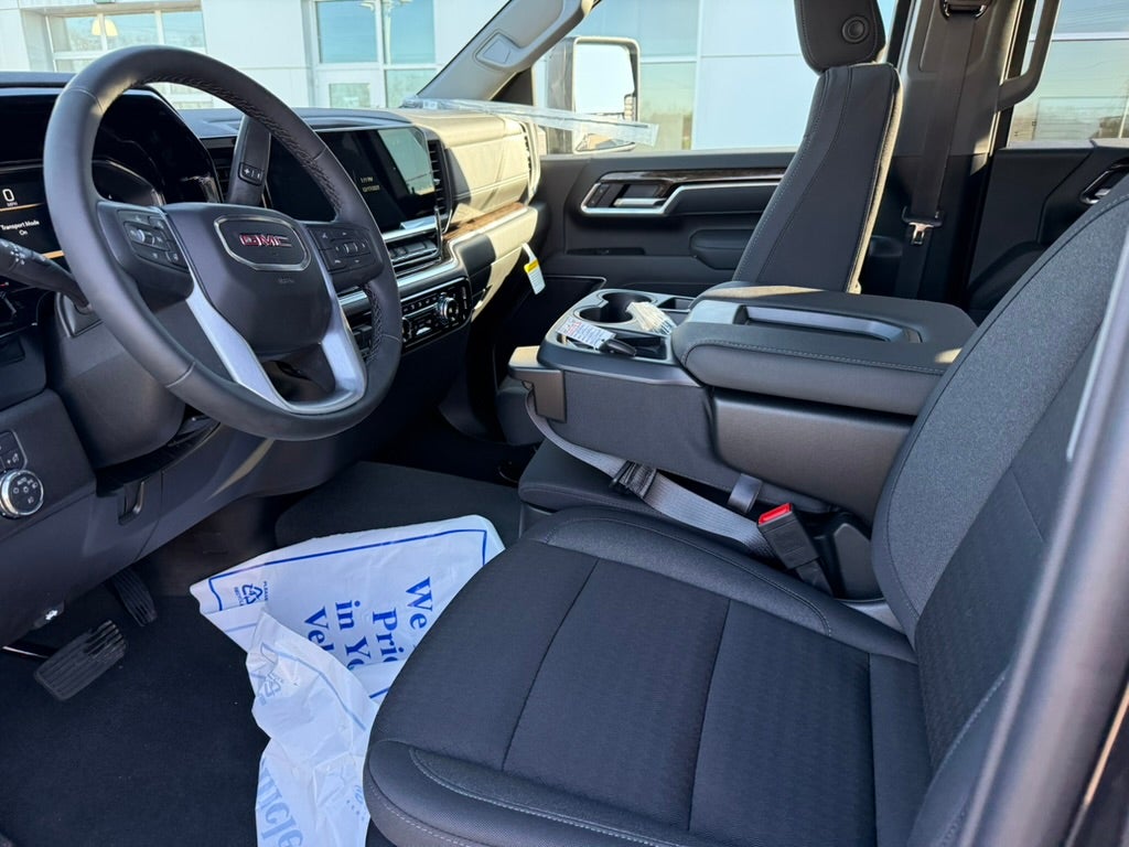 2026 GMC Sierra 2500 HD SLE