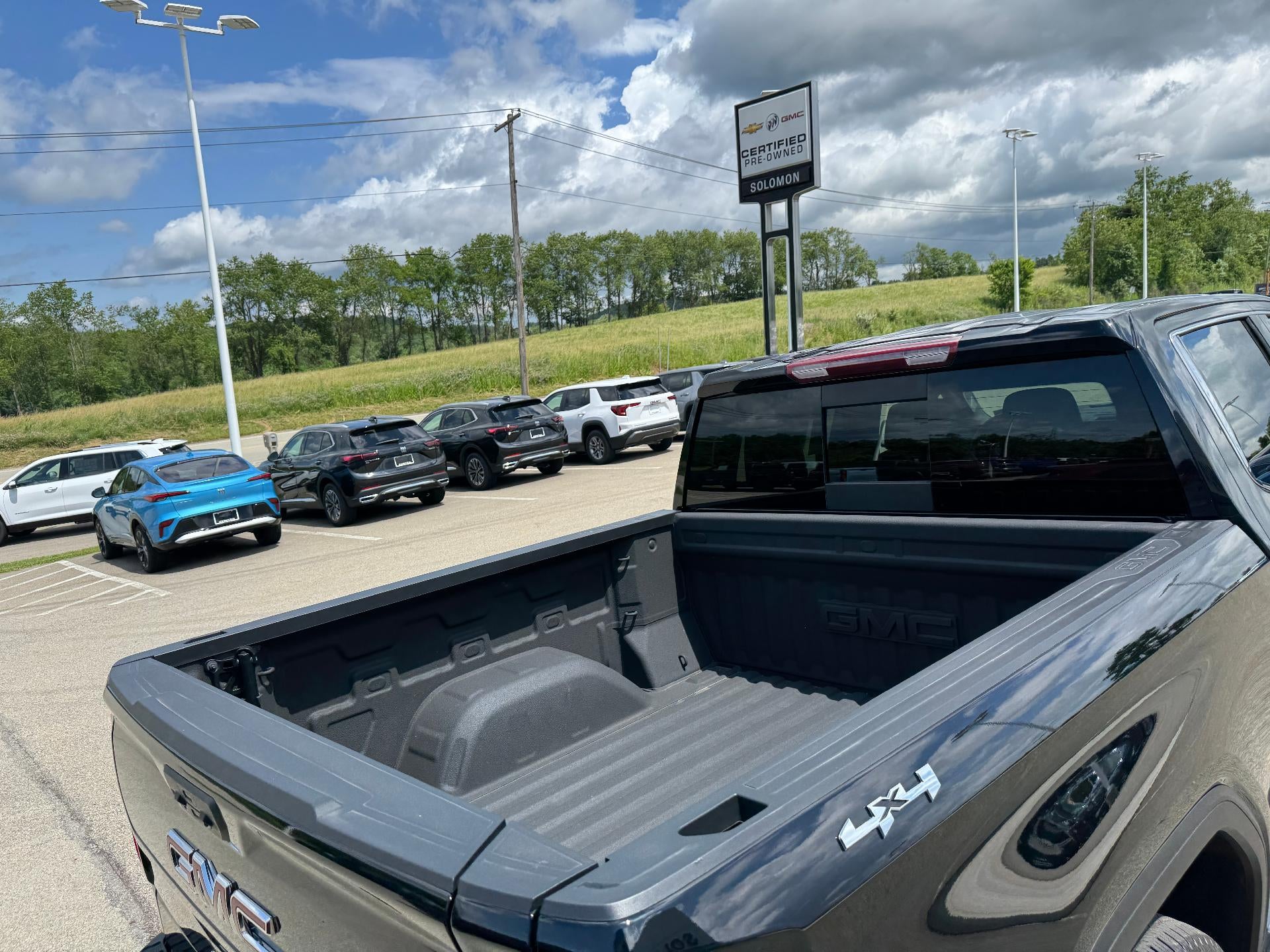 2023 GMC Sierra 1500 SLT