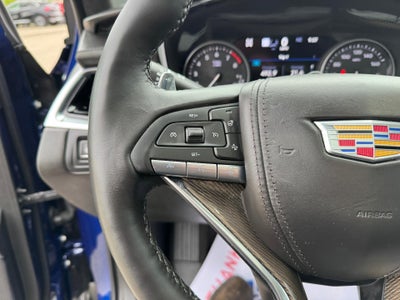 2025 Cadillac XT6 Sport