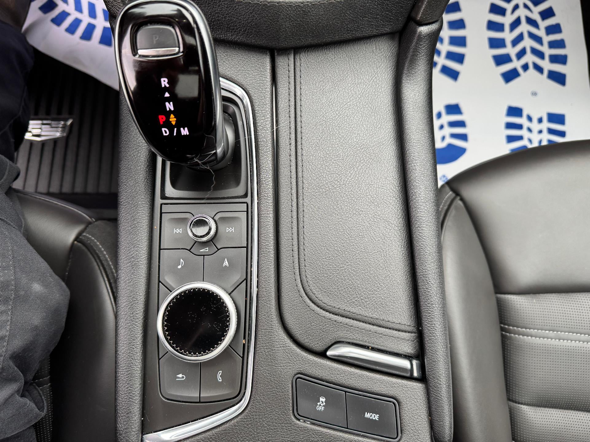 2025 Cadillac XT6 Sport