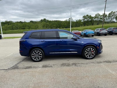2025 Cadillac XT6 Sport