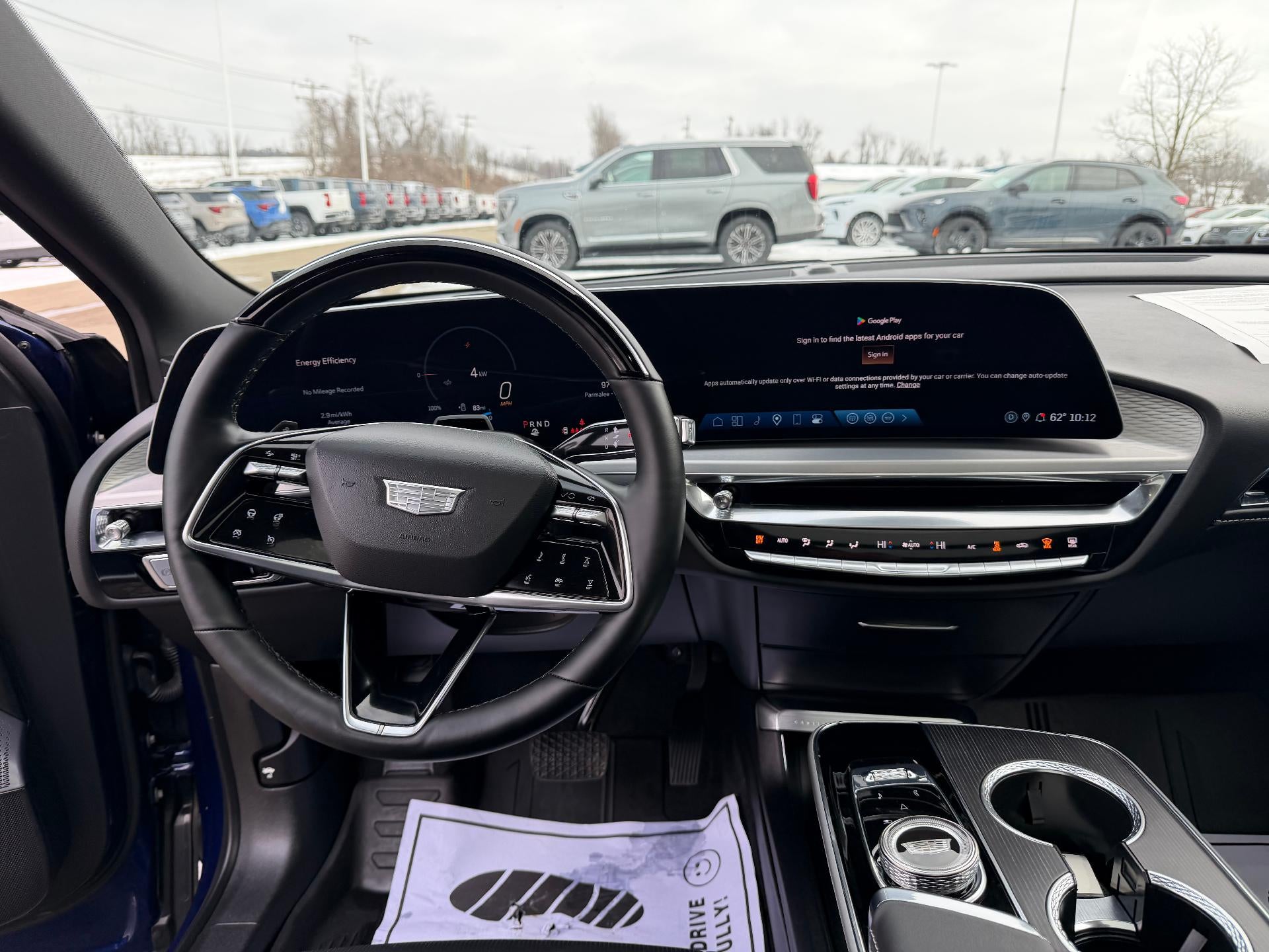 2024 Cadillac LYRIQ Luxury 3