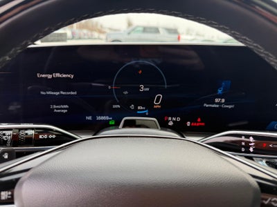 2024 Cadillac LYRIQ Luxury 3