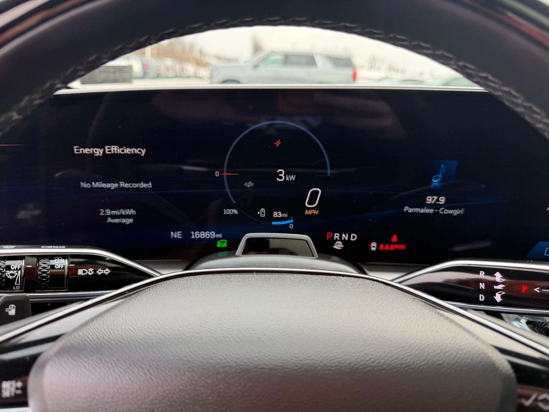 2024 Cadillac LYRIQ Luxury 3