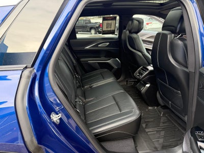 2024 Cadillac LYRIQ Luxury 3