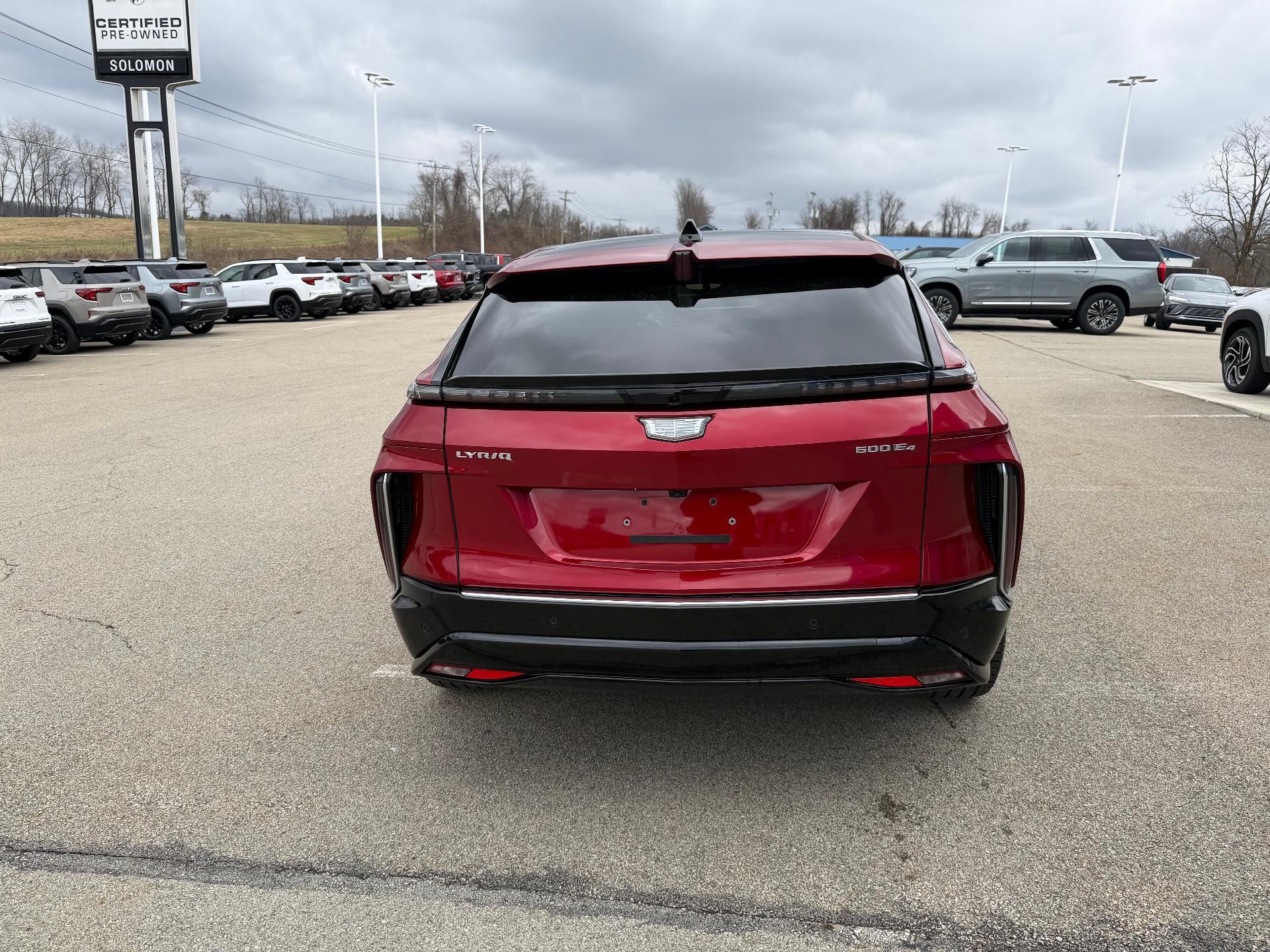 2024 Cadillac LYRIQ Luxury 3