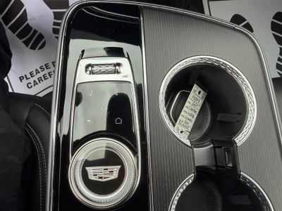 2024 Cadillac LYRIQ Luxury 3