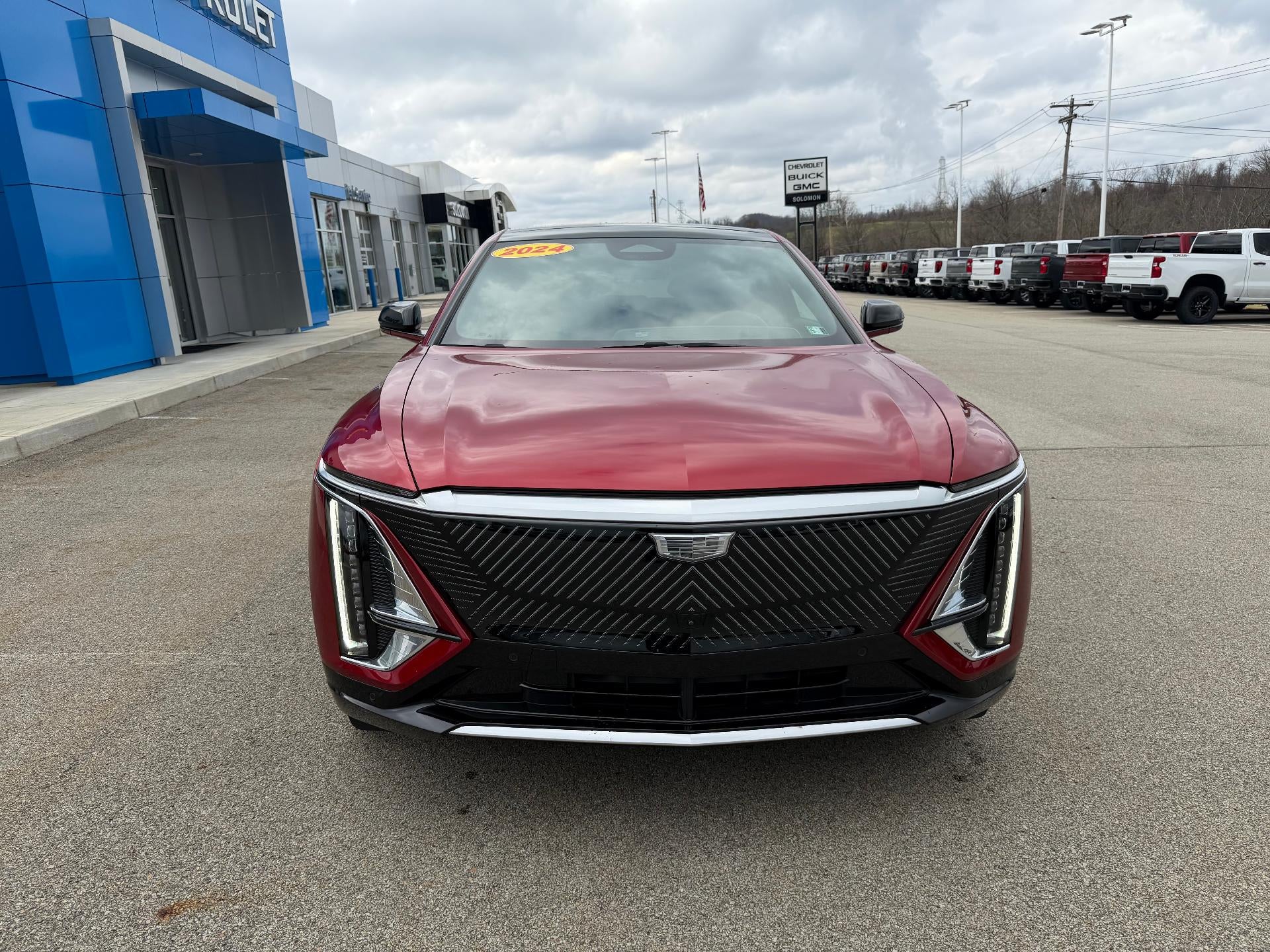 2024 Cadillac LYRIQ Luxury 3