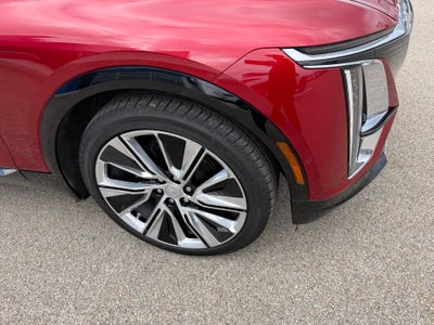 2024 Cadillac LYRIQ Luxury 3