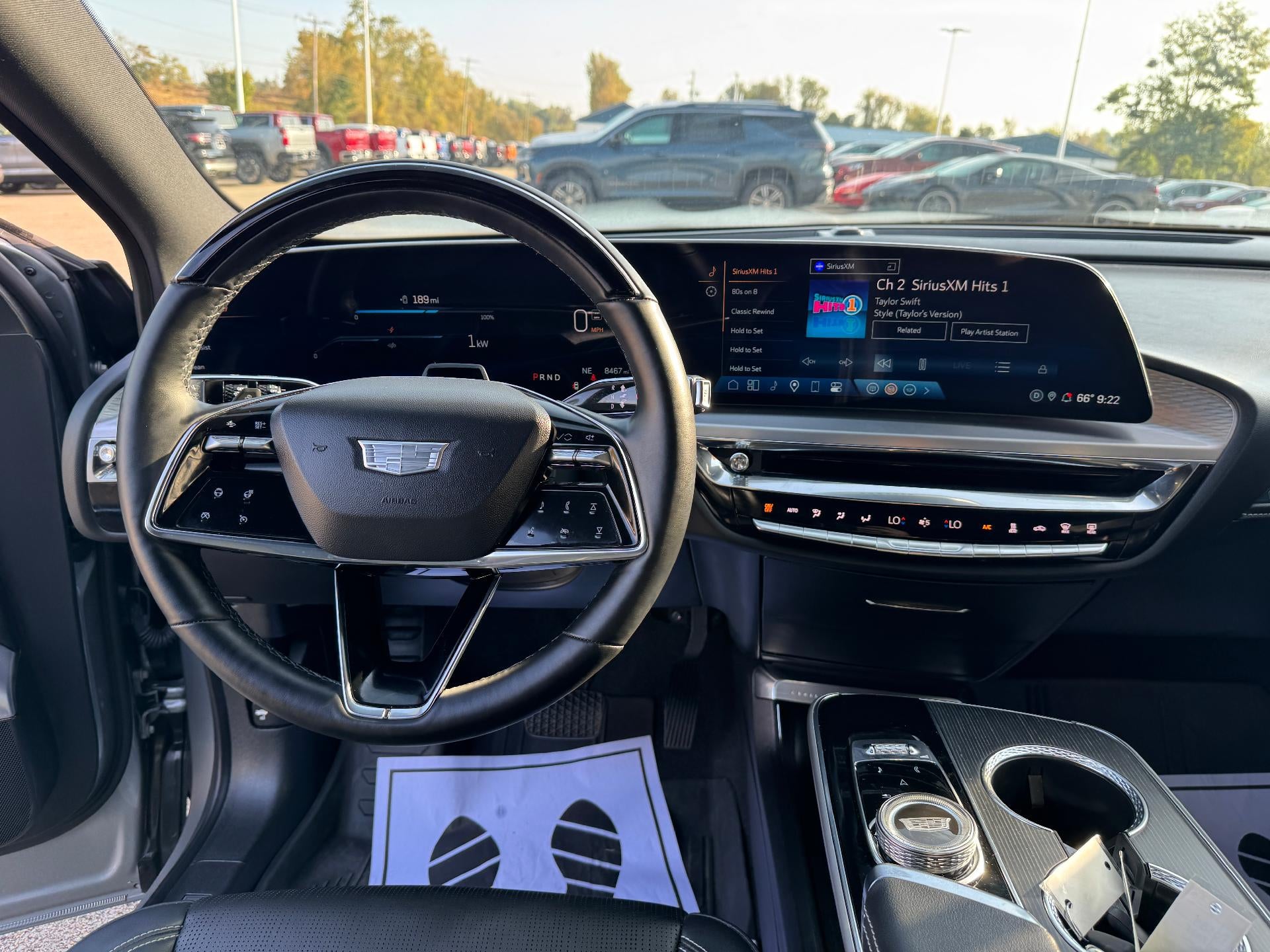 2024 Cadillac LYRIQ Luxury 3