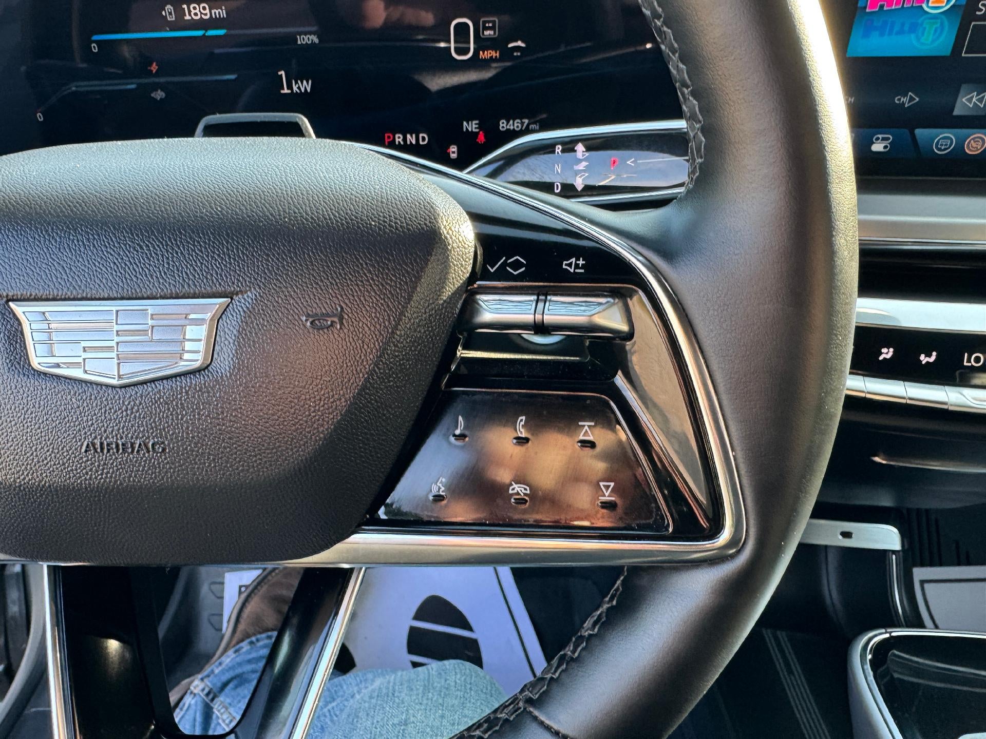 2024 Cadillac LYRIQ Luxury 3