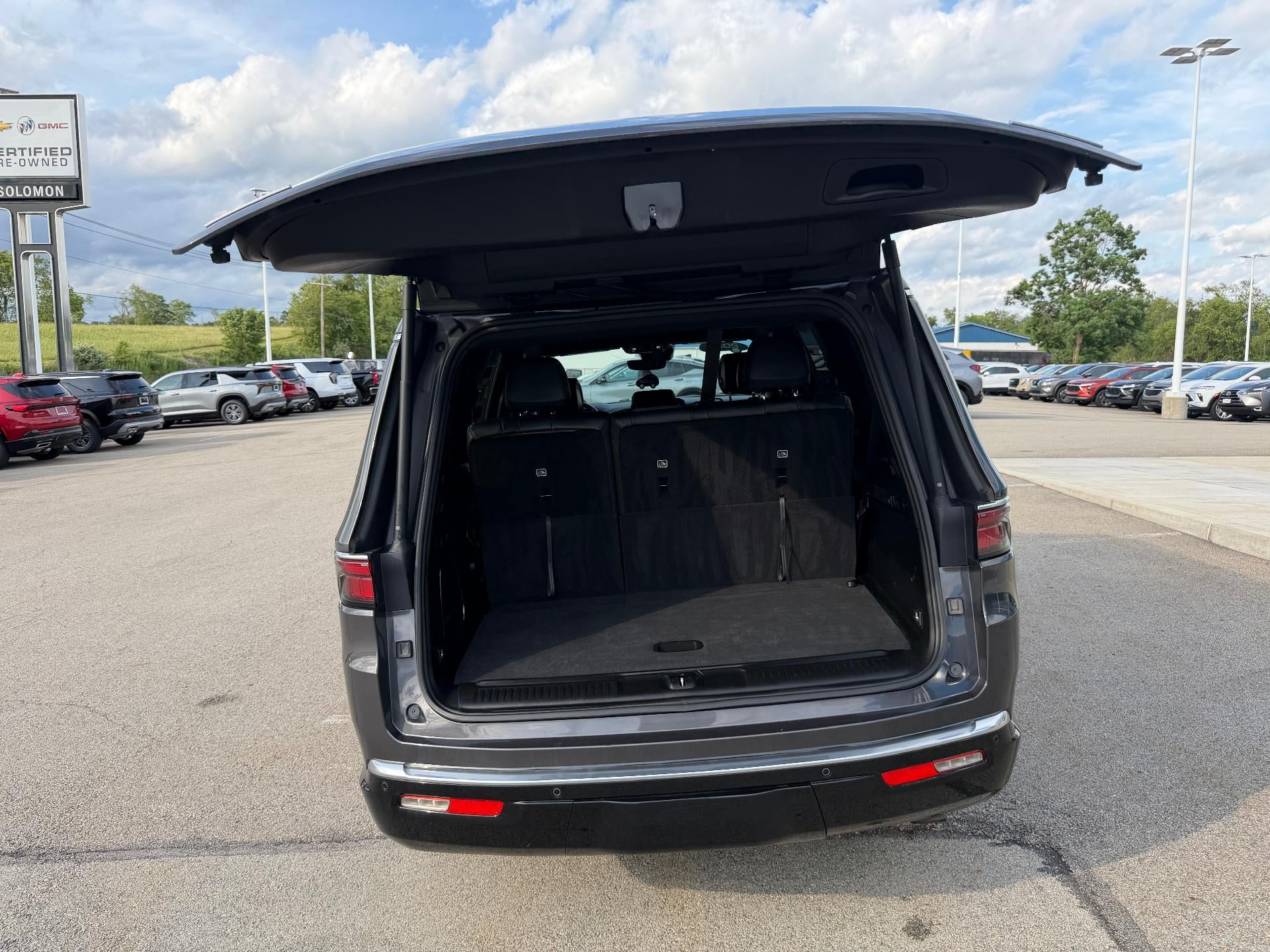 2022 Jeep Wagoneer Series II 4x4