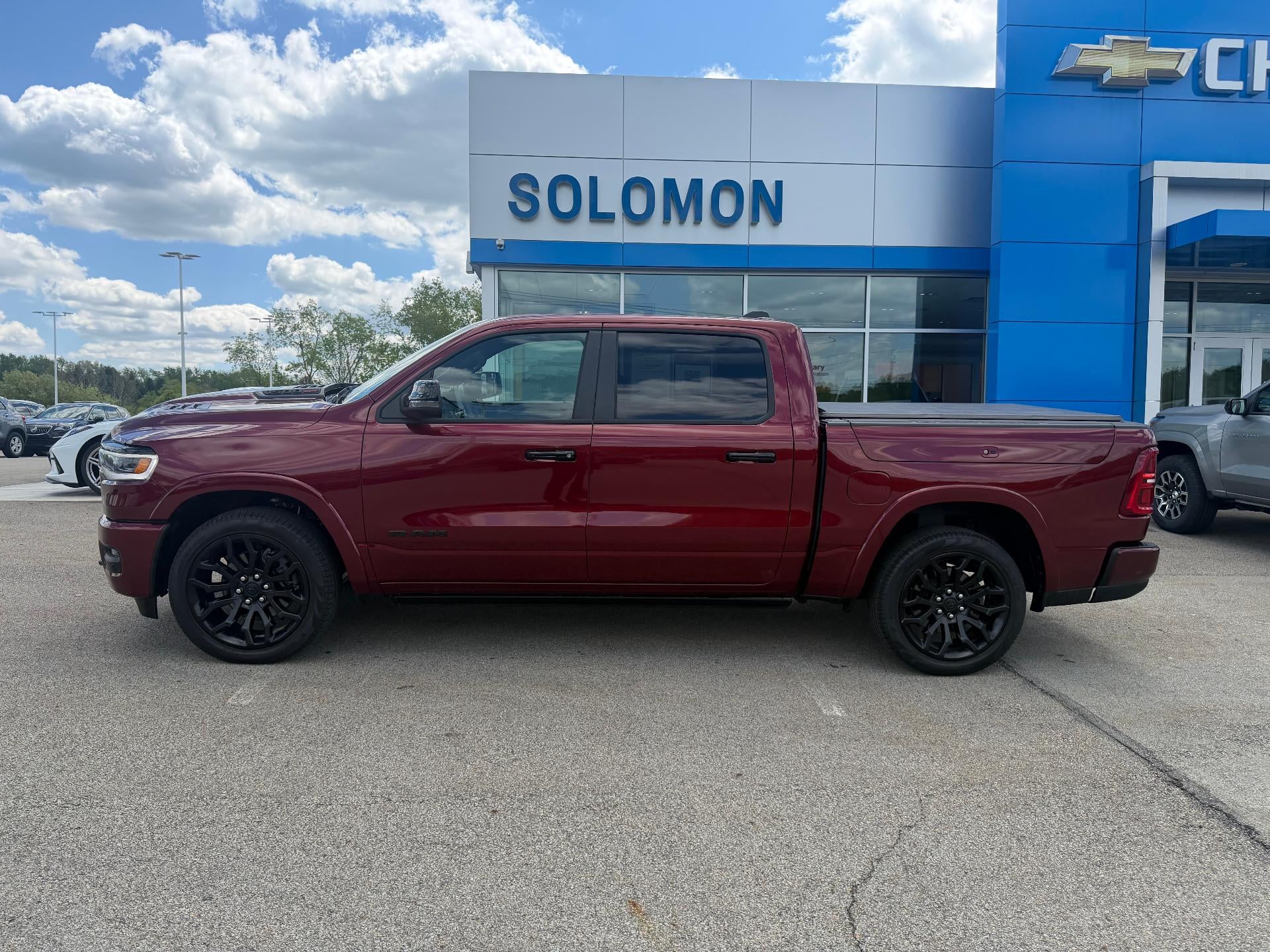 2025 RAM 1500 Limited Crew Cab 4x4 5'7" Box