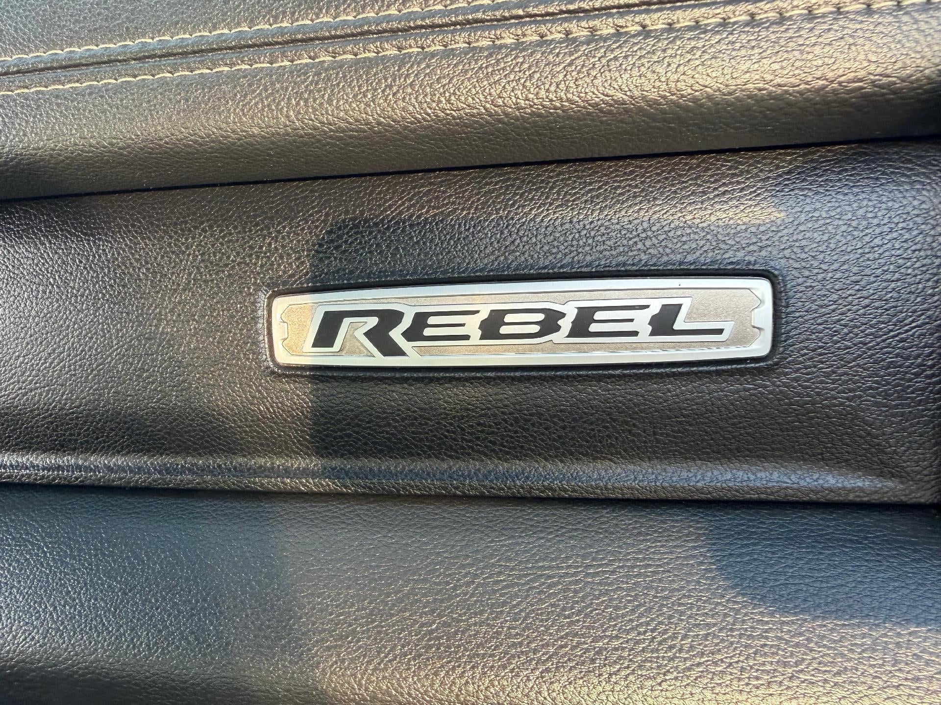 2020 RAM 1500 Rebel Crew Cab 4x4 5'7" Box