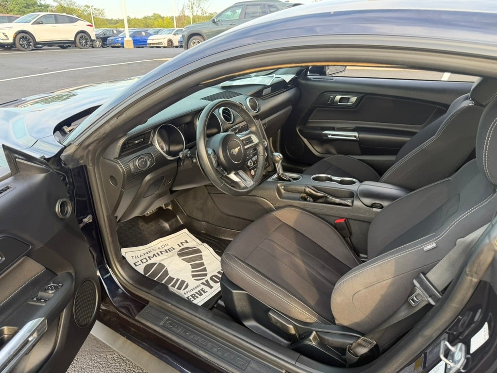2021 Ford Mustang EcoBoost