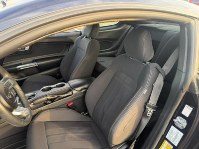 2021 Ford Mustang EcoBoost