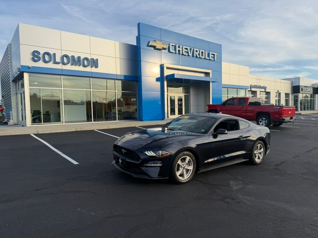 2021 Ford Mustang EcoBoost