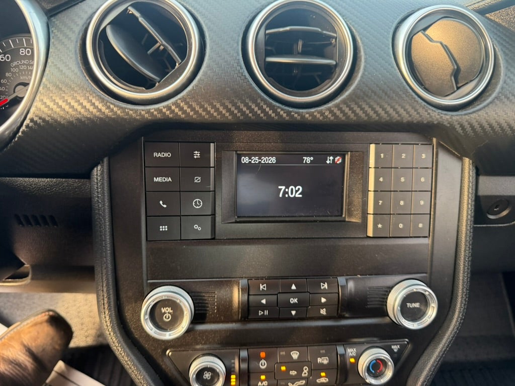 2021 Ford Mustang EcoBoost