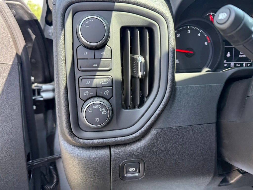 2025 Chevrolet Silverado 2500 HD Custom