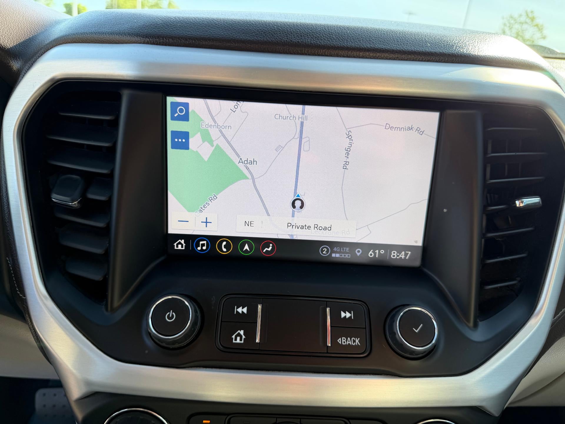 2023 GMC Acadia SLT