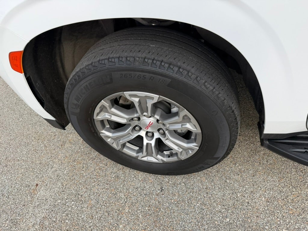 2024 GMC Yukon SLE