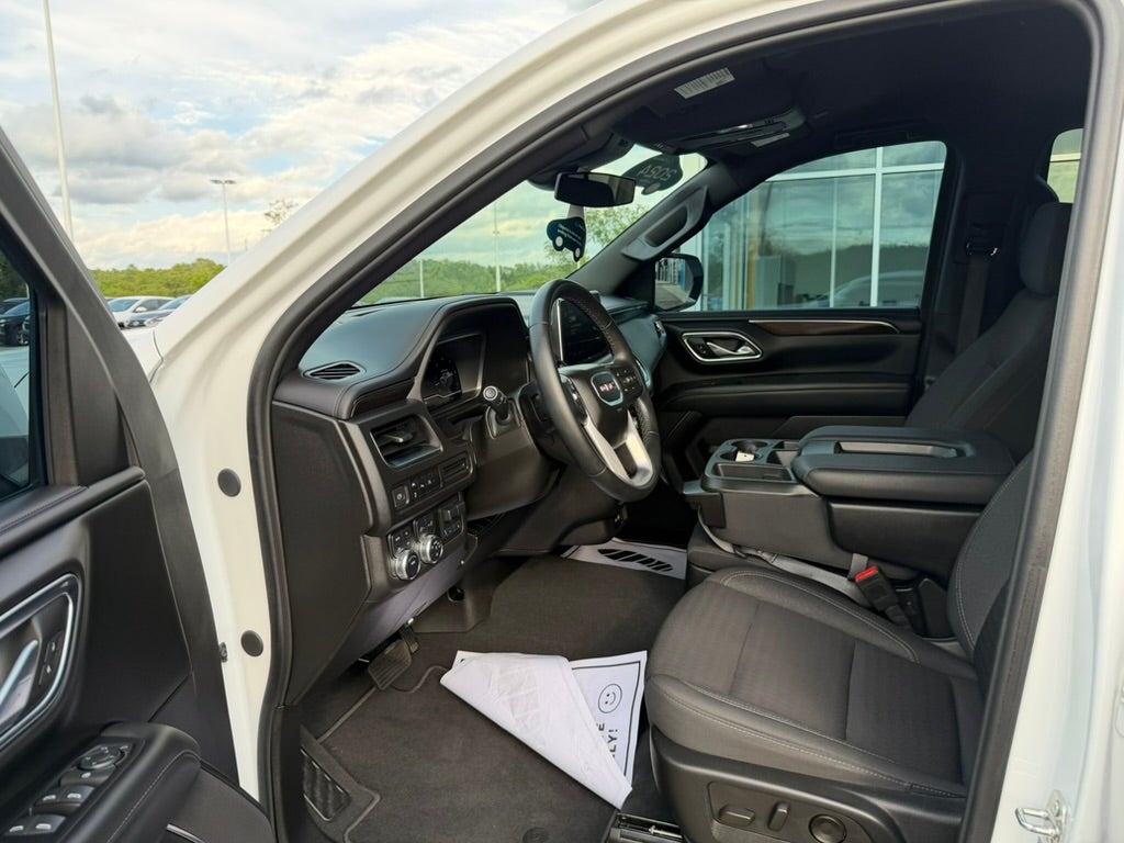 2024 GMC Yukon SLE