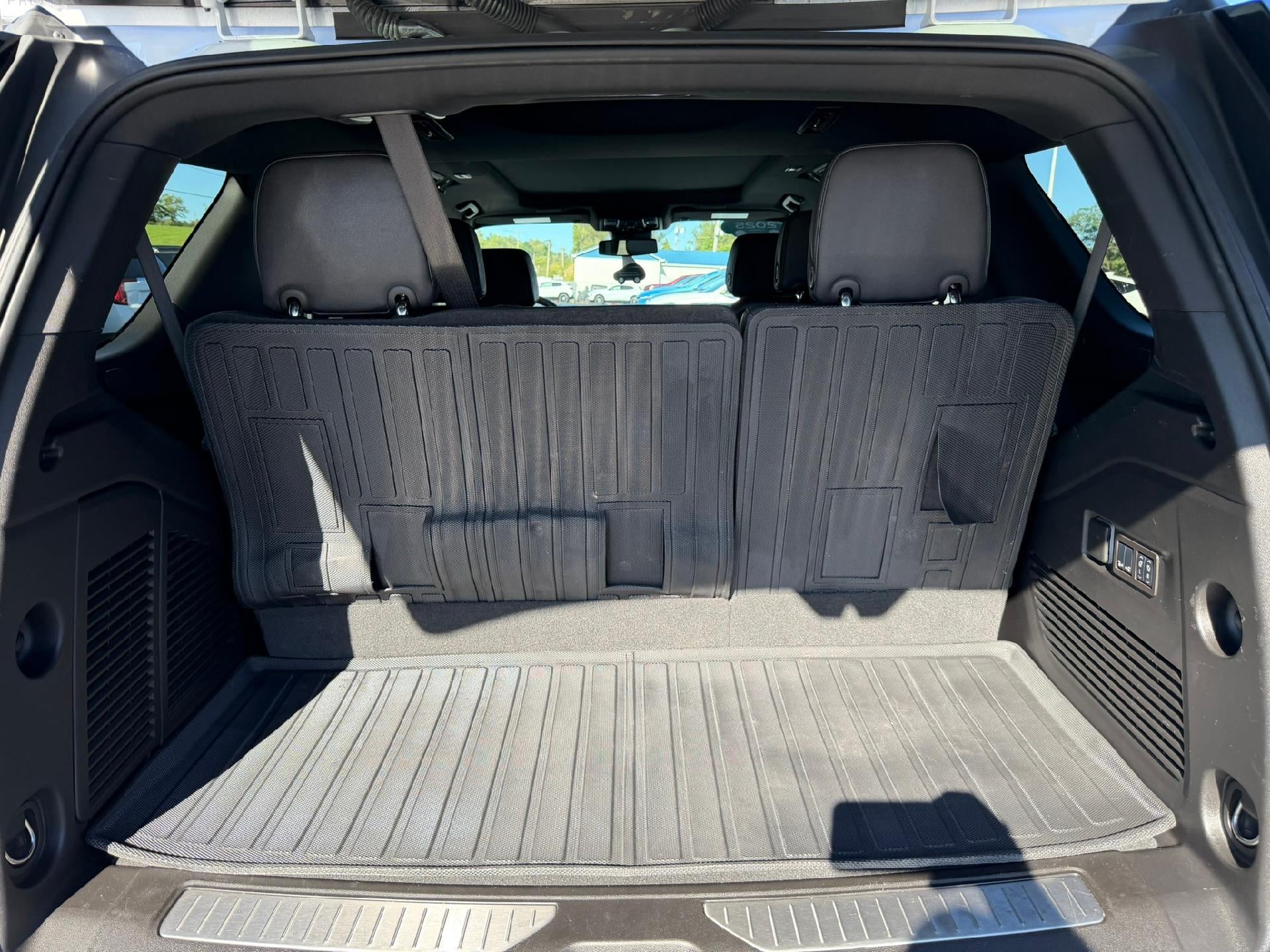 2025 Chevrolet Tahoe RST