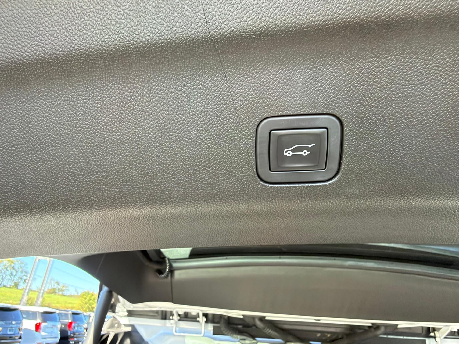 2025 Chevrolet Tahoe RST - Photo 14