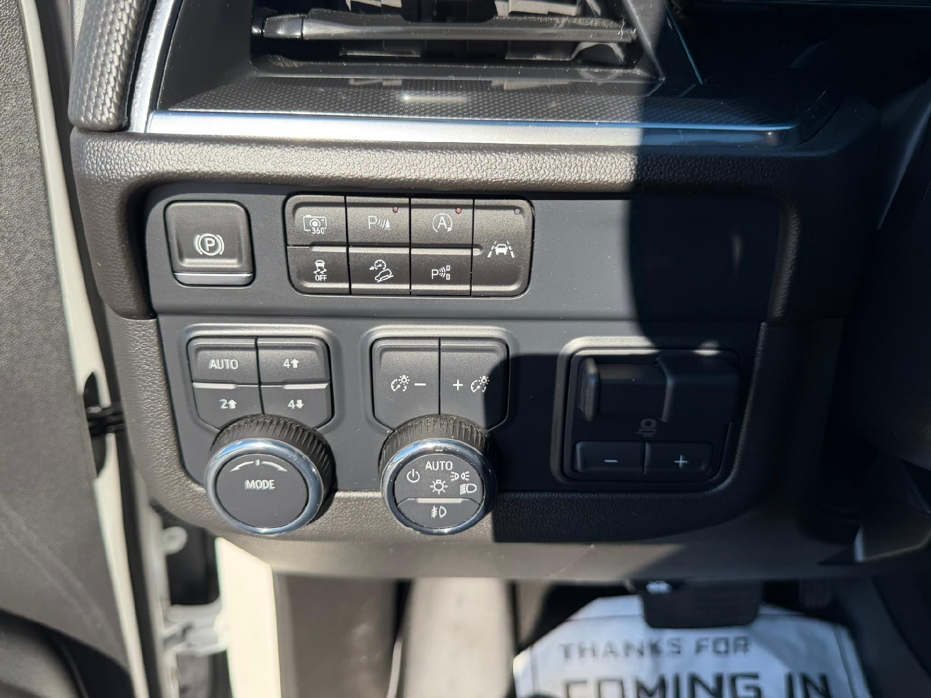 2025 Chevrolet Tahoe RST