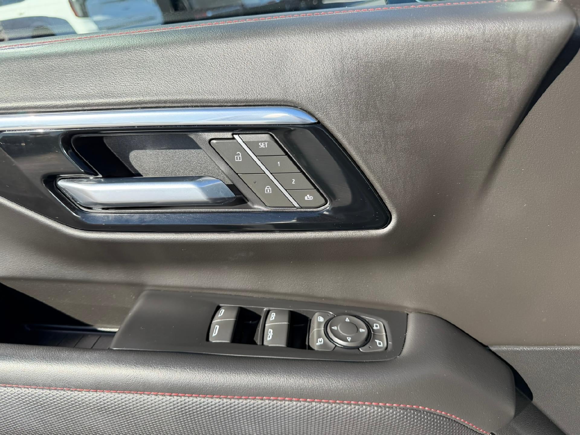 2025 Chevrolet Tahoe RST - Photo 31