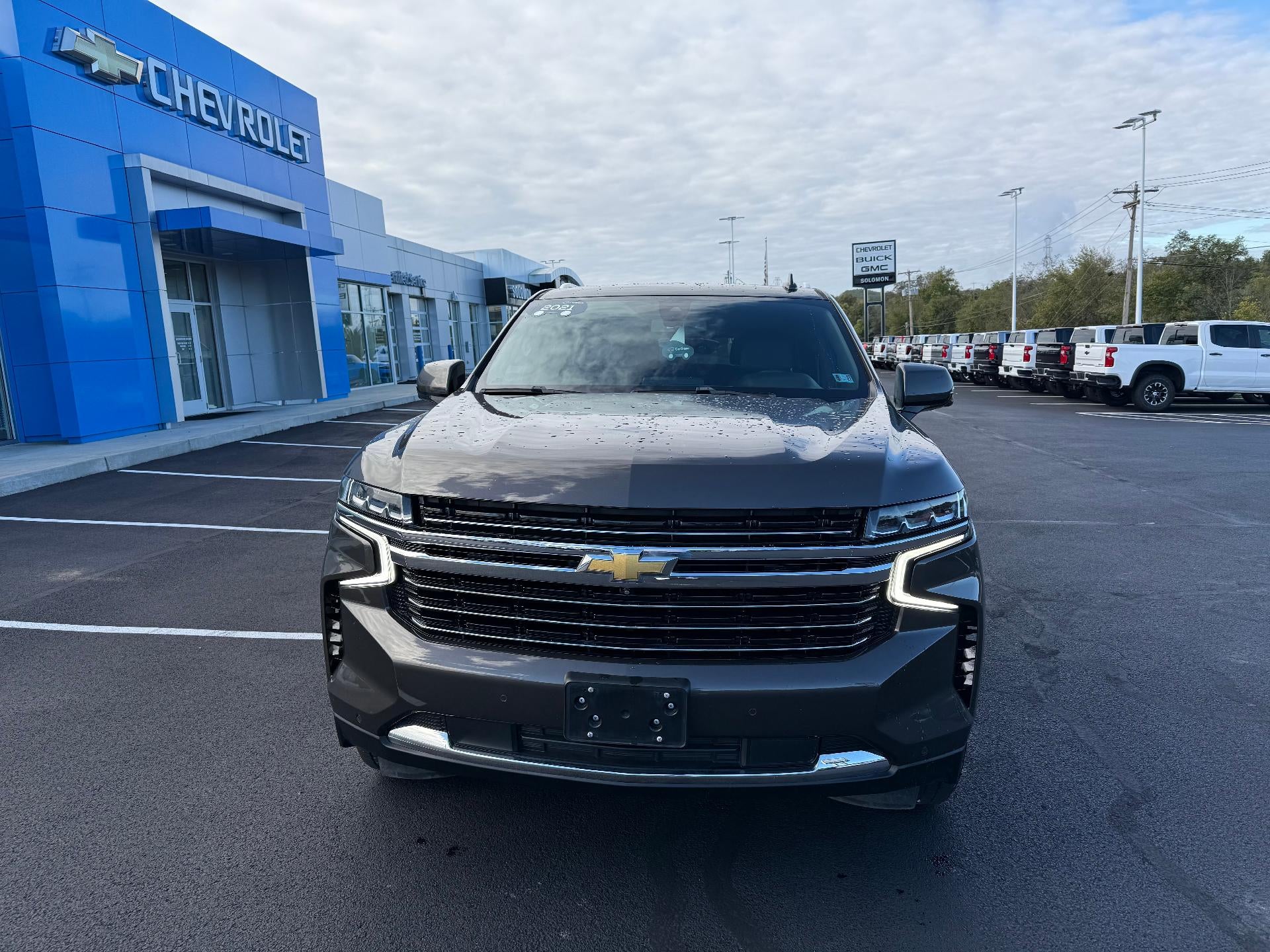 2021 Chevrolet Suburban LT - Photo 8