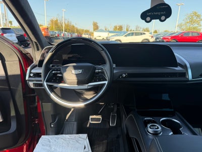2026 Cadillac VISTIQ Platinum