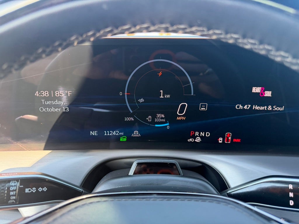 2026 Cadillac VISTIQ Platinum