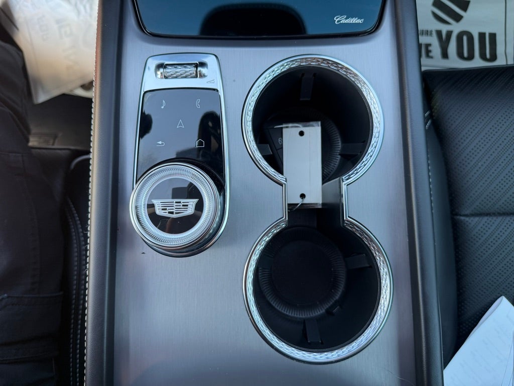 2026 Cadillac VISTIQ Platinum