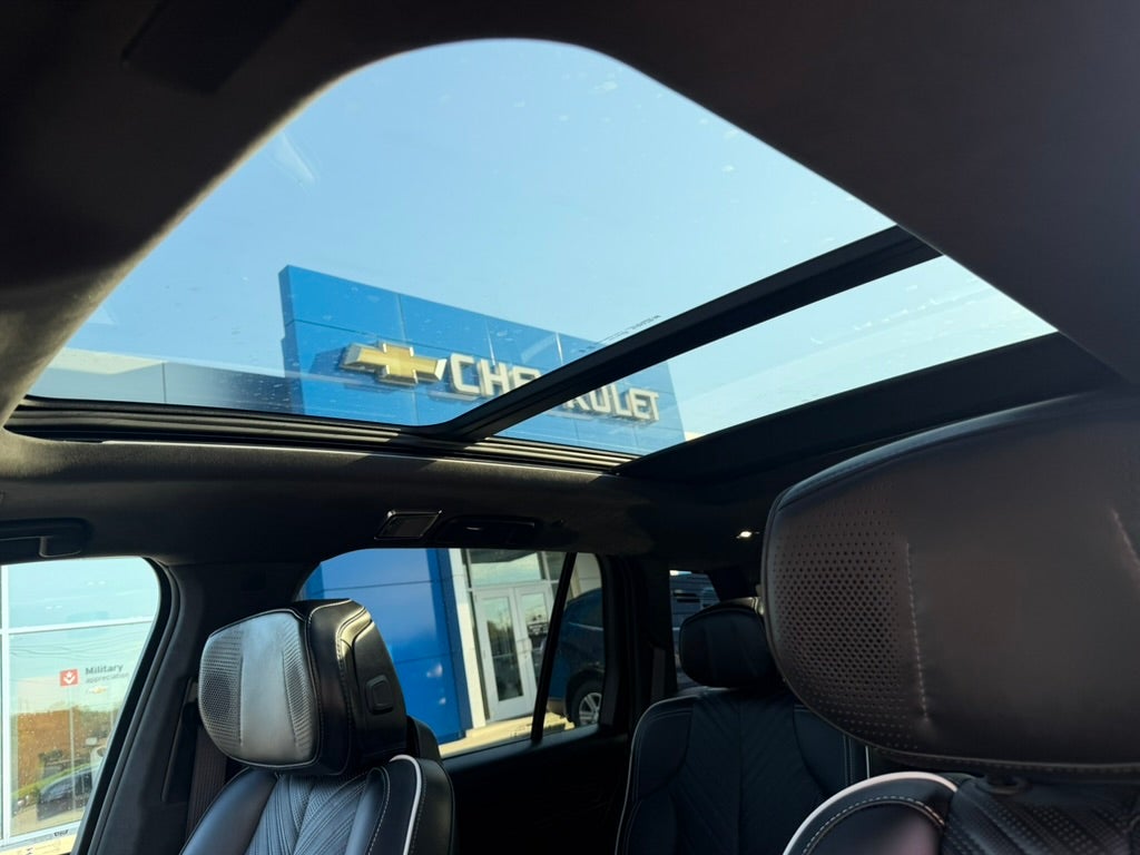 2026 Cadillac VISTIQ Platinum