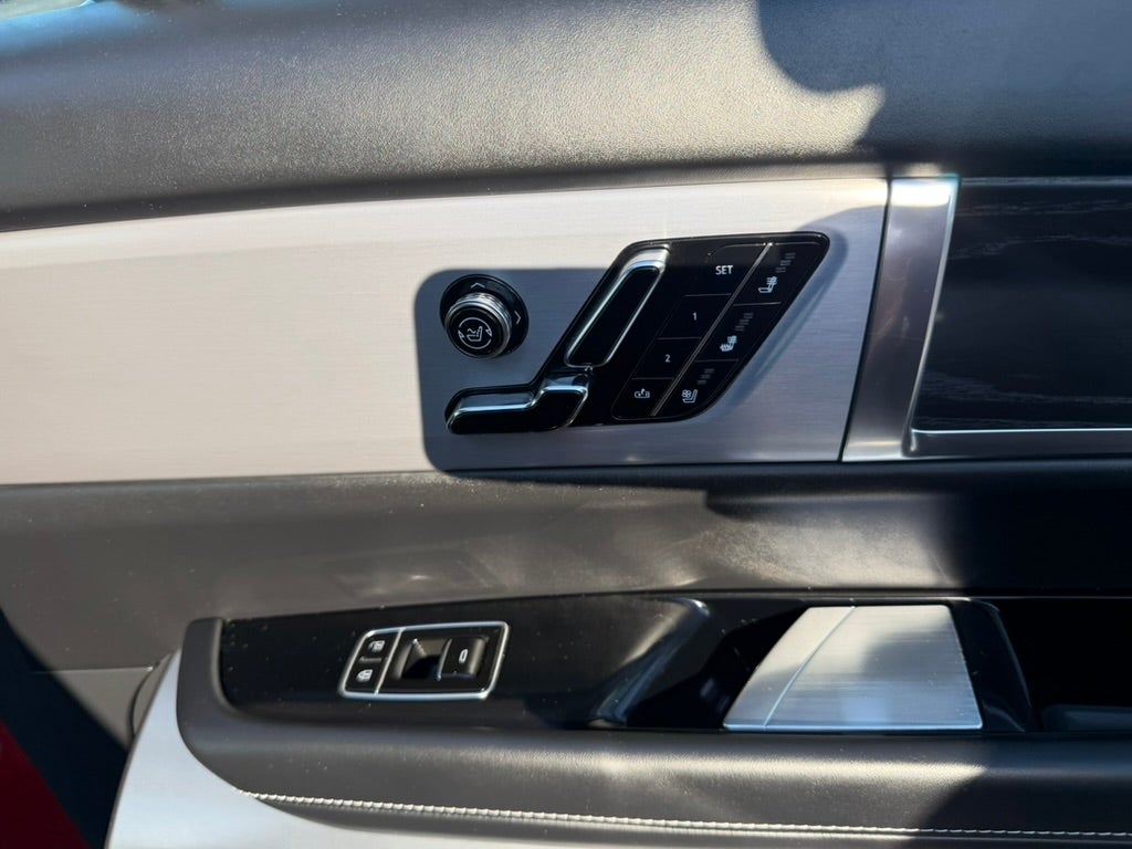 2026 Cadillac VISTIQ Platinum