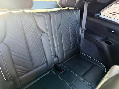 2026 Cadillac VISTIQ Platinum