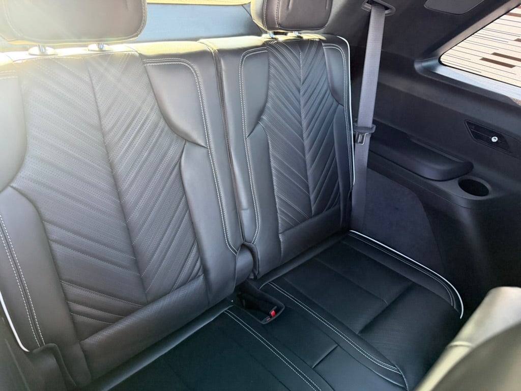 2026 Cadillac VISTIQ Platinum