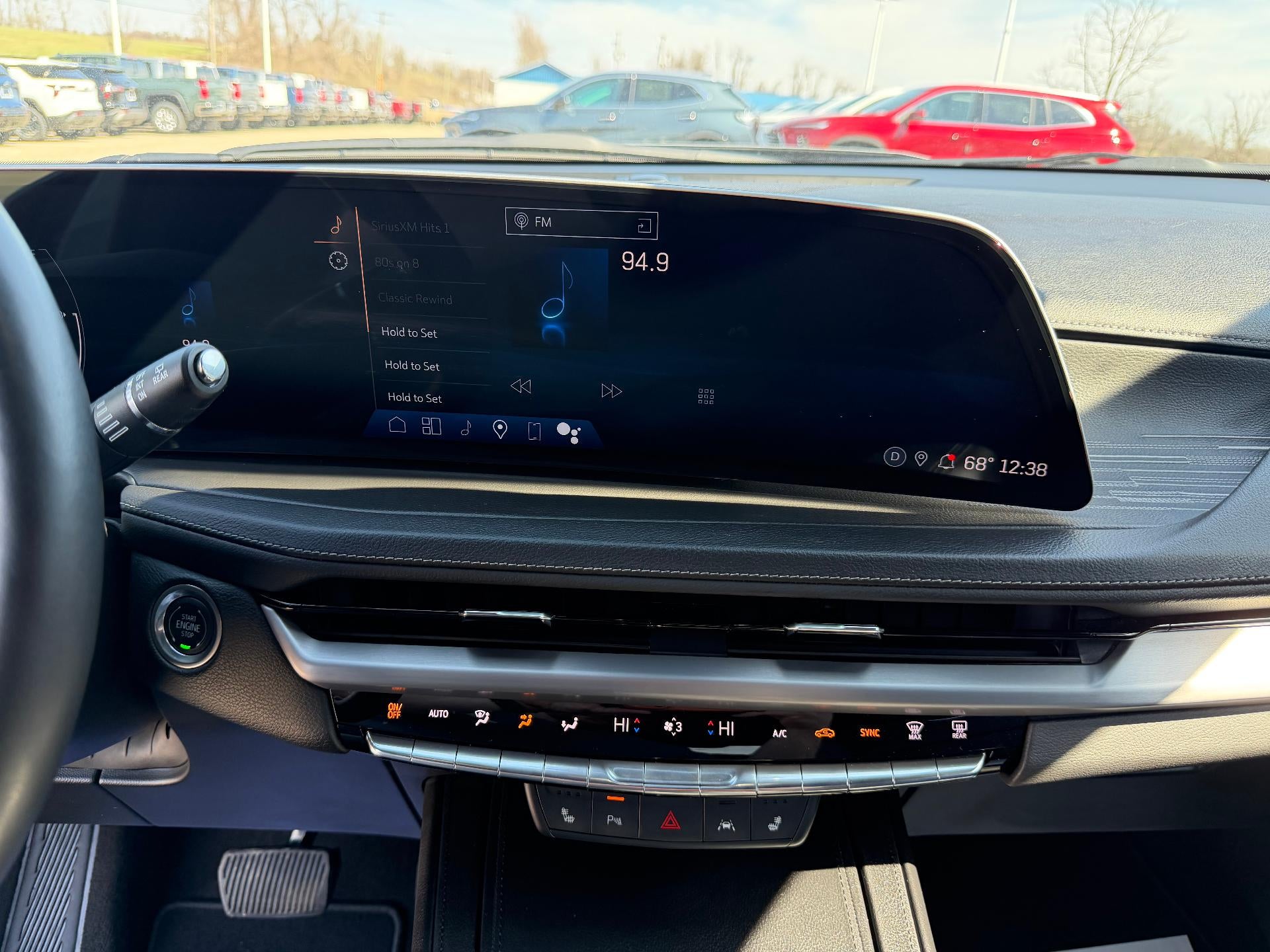 2025 Cadillac XT4 Premium Luxury