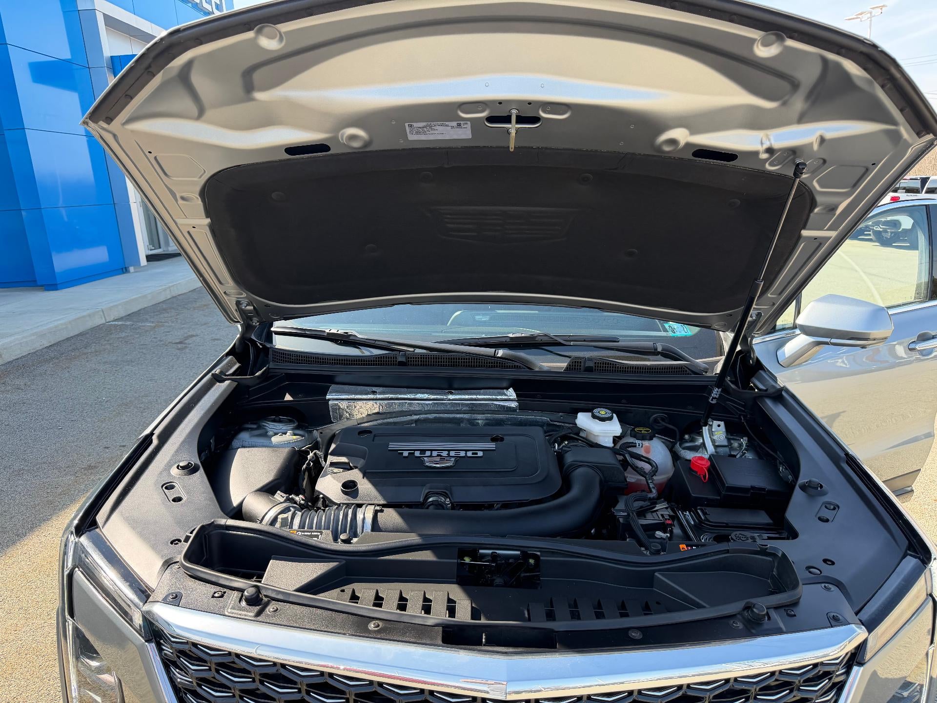 2025 Cadillac XT4 Premium Luxury