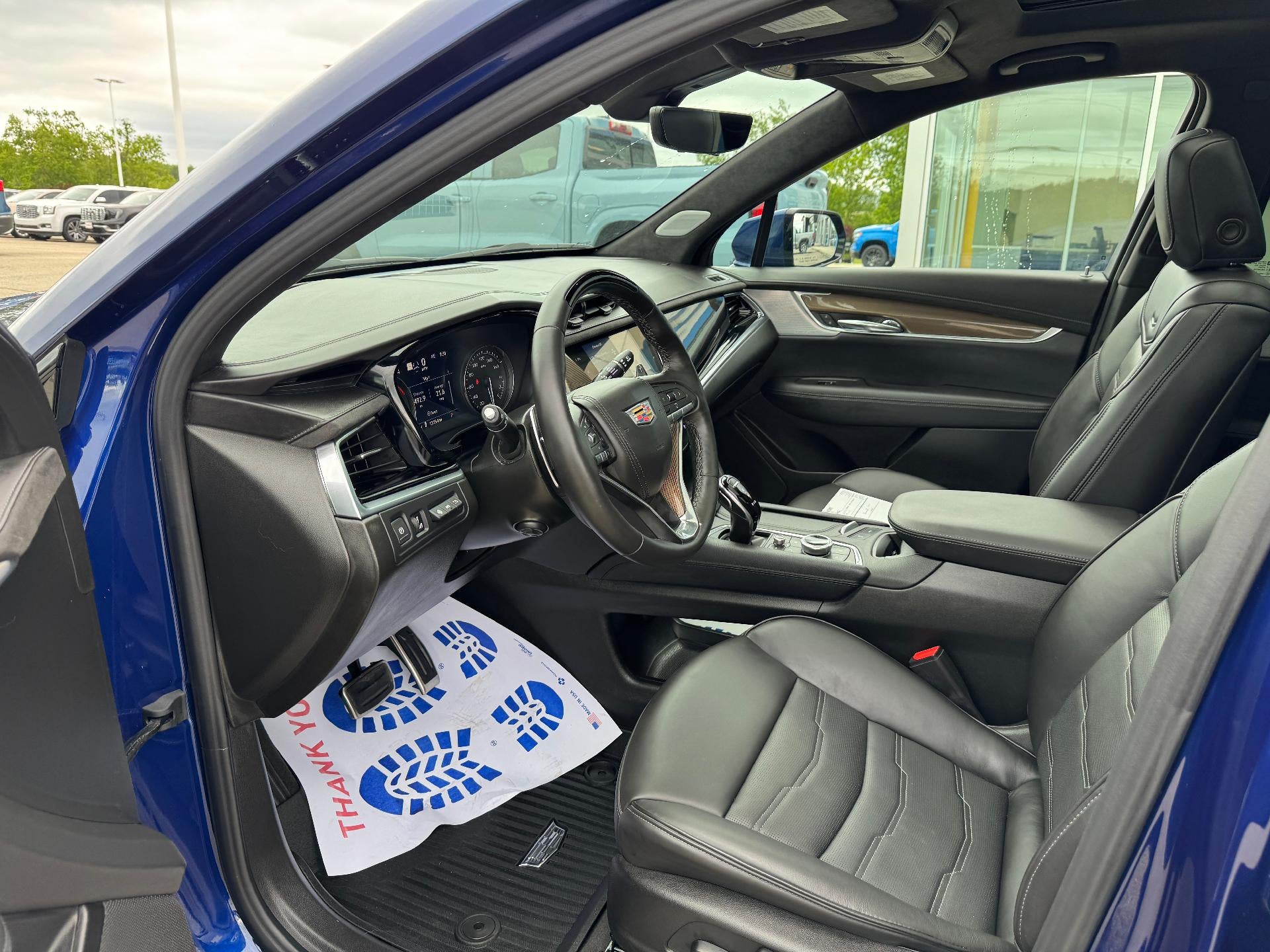 2025 Cadillac XT6 Sport