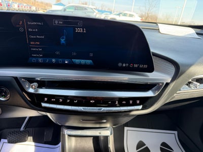 2024 Cadillac LYRIQ Luxury 2