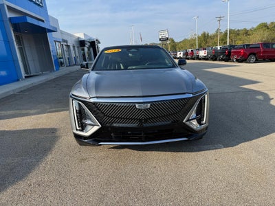 2024 Cadillac LYRIQ Luxury 3